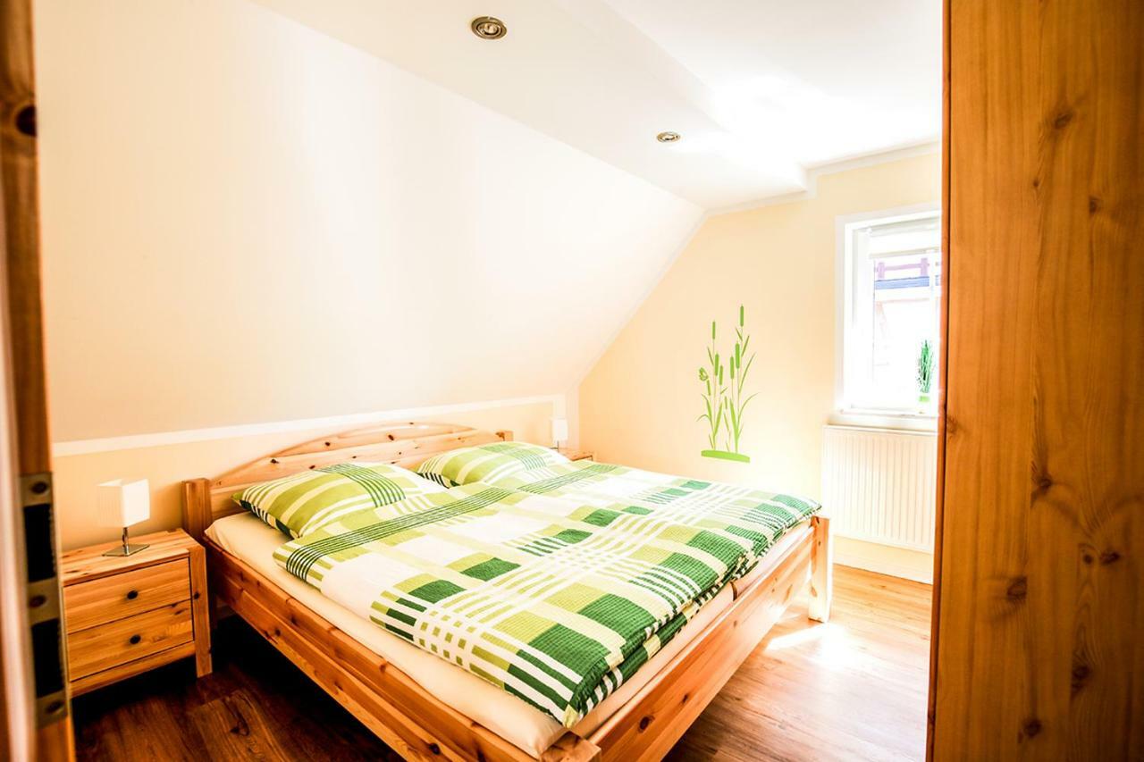 Ferienwohnung Im Schlossgarten Herbsleben Exterior foto