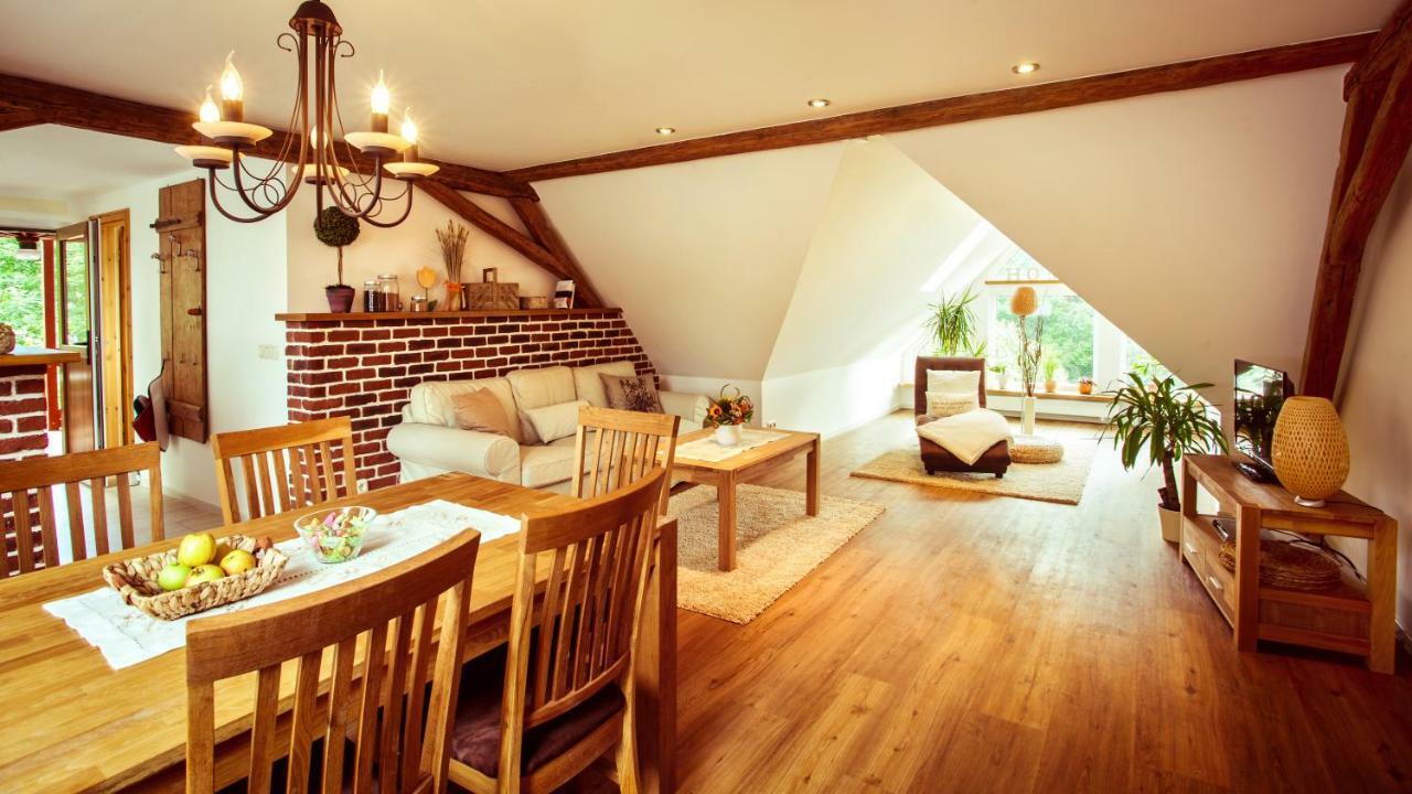 Ferienwohnung Im Schlossgarten Herbsleben Exterior foto